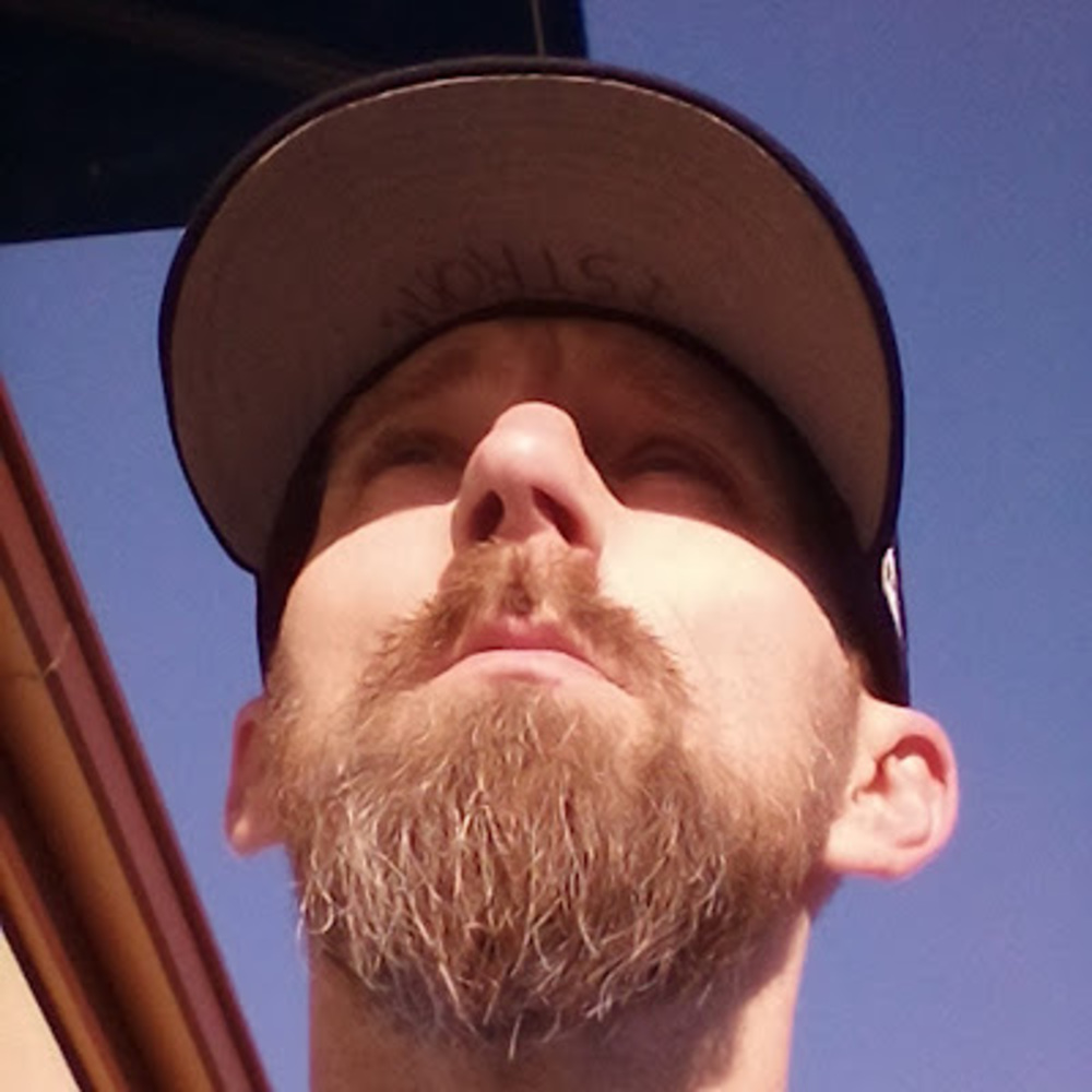 Meet your Posher, Dustin